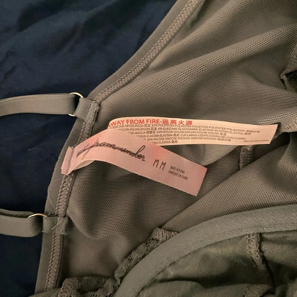 Urban Outfitters Lace Bodysuit - Picture 2 of 4